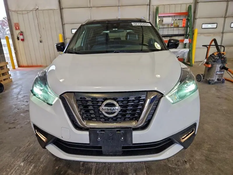 2020 NISSAN KICKS SR  