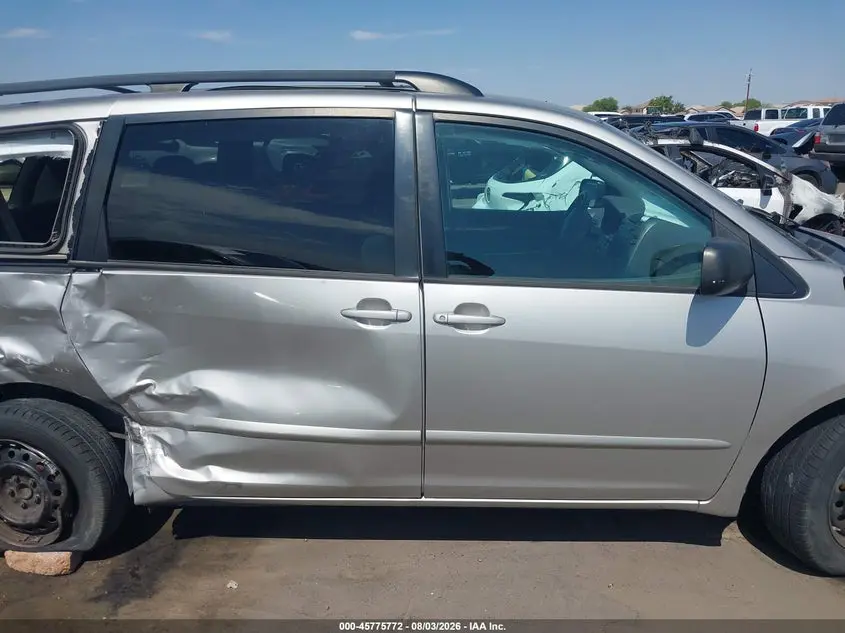 2010 TOYOTA SIENNA CE/LE