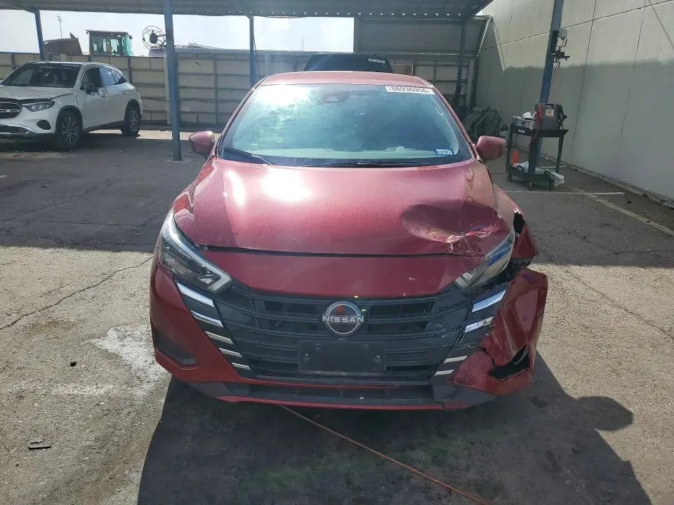 2025 NISSAN VERSA SV  