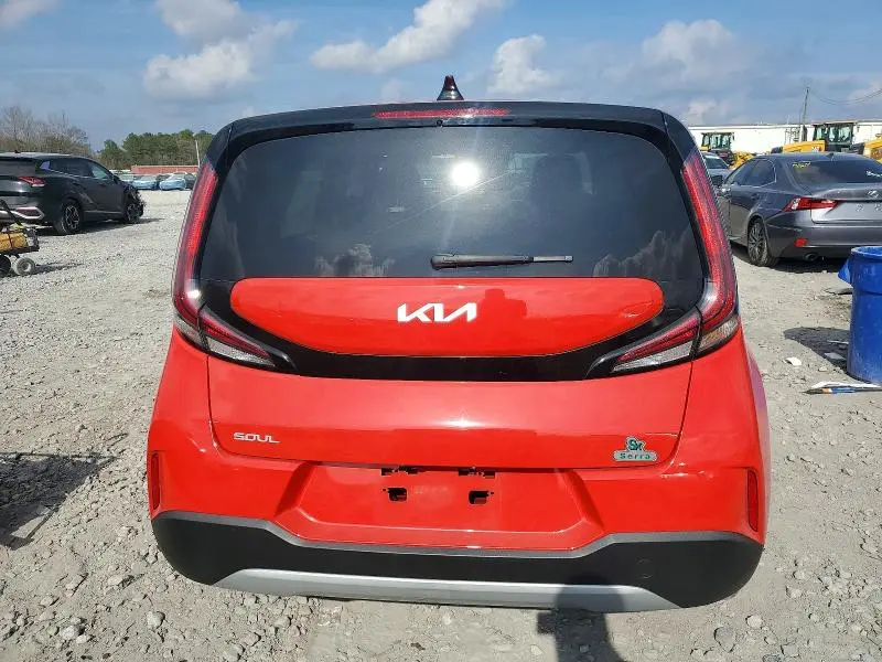 2023 KIA SOUL LX  