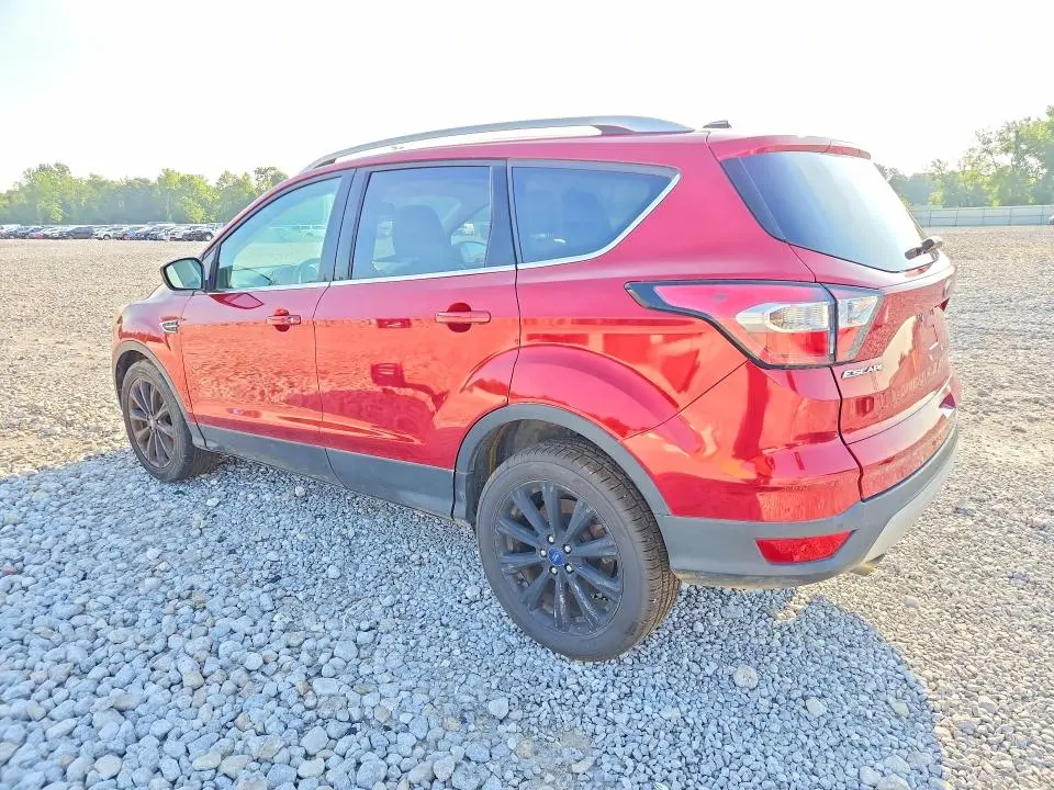 2017 FORD ESCAPE TITANIUM  