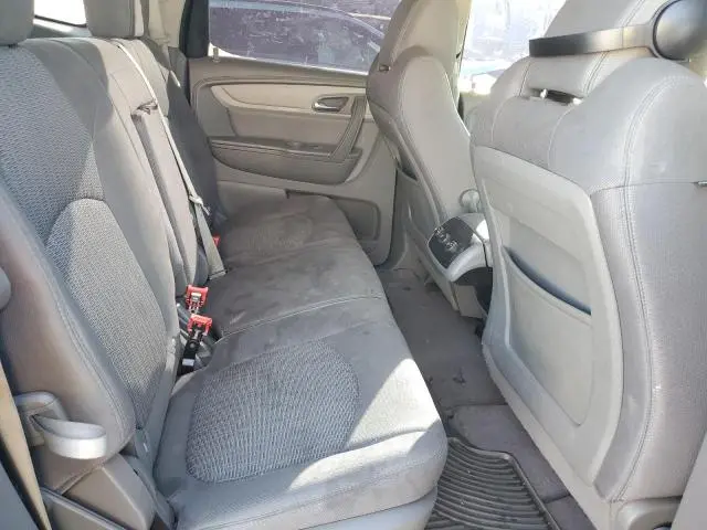 2016 CHEVROLET TRAVERSE LS  