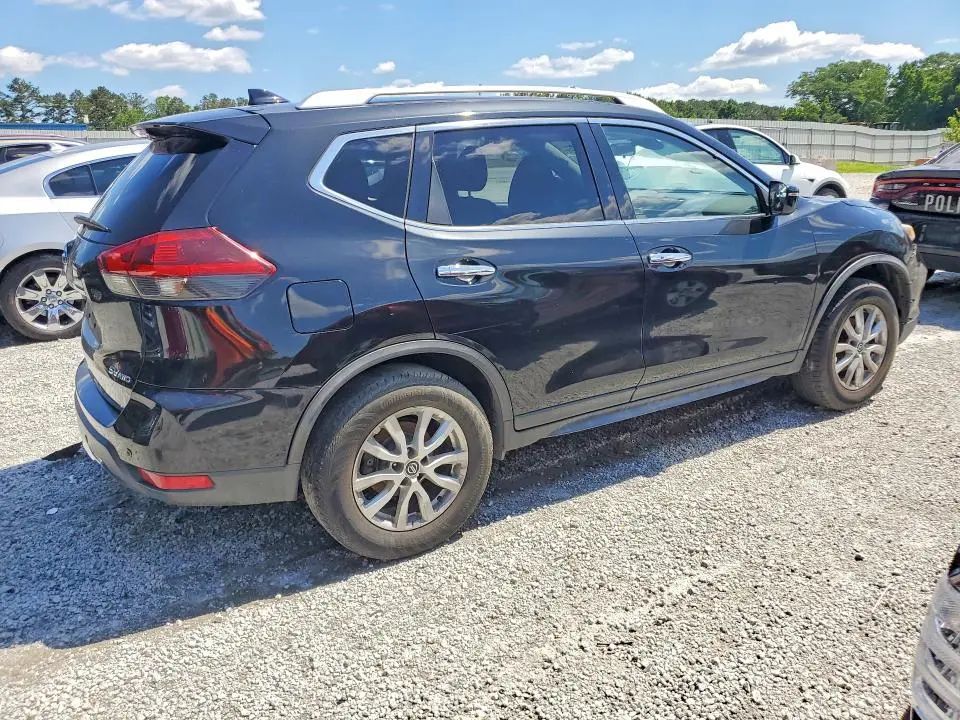 2020 NISSAN ROGUE SV  