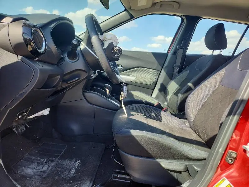 2018 NISSAN KICKS SV  