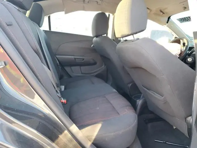 2016 CHEVROLET SONIC LT  