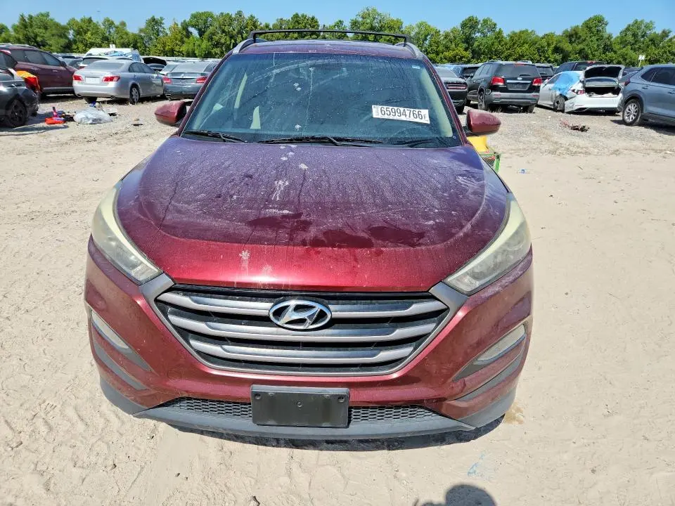 2016 HYUNDAI TUCSON SE  