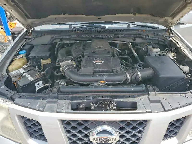 2012 NISSAN FRONTIER S  