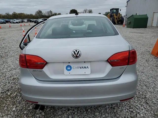 2014 VOLKSWAGEN JETTA SE  