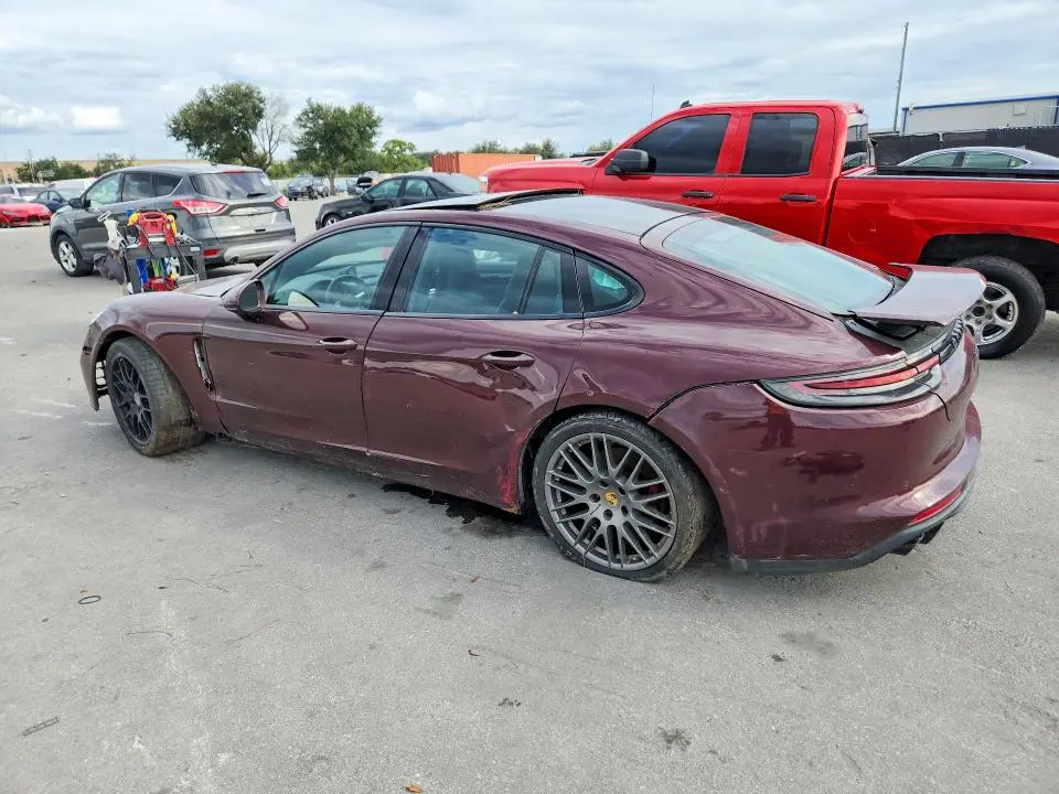 2018 PORSCHE PANAMERA 4  