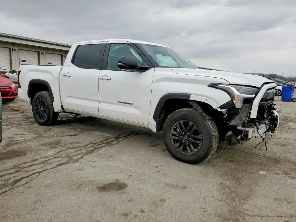 2026 TOYOTA TUNDRA   