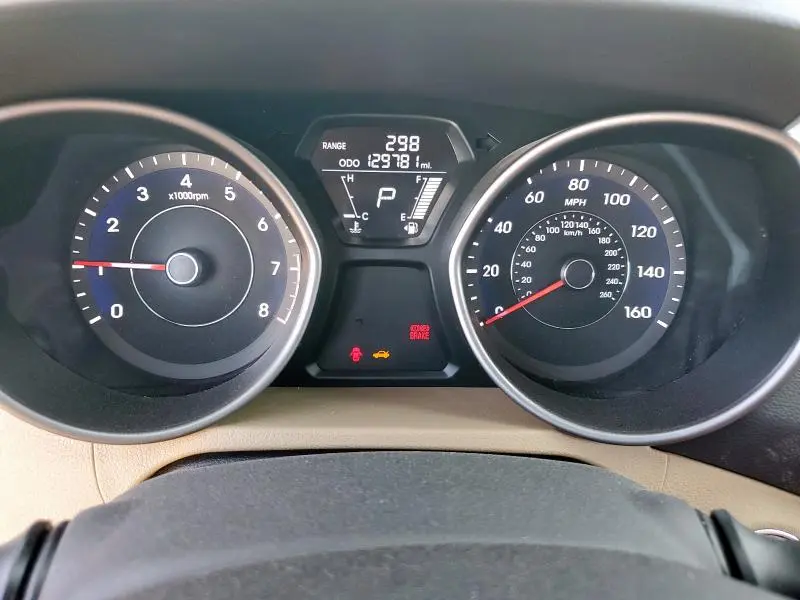 2013 HYUNDAI ELANTRA GLS  