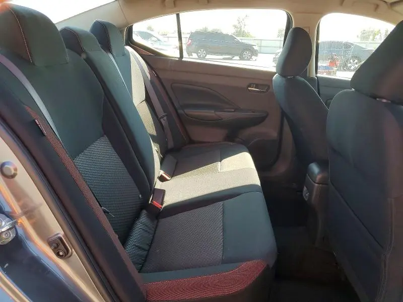2024 NISSAN VERSA SR  