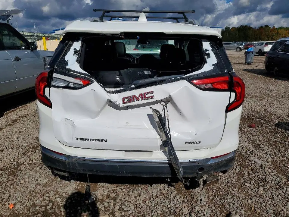 2019 GMC TERRAIN SLT  