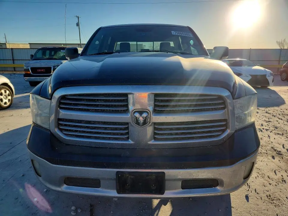2014 RAM 1500 SLT  