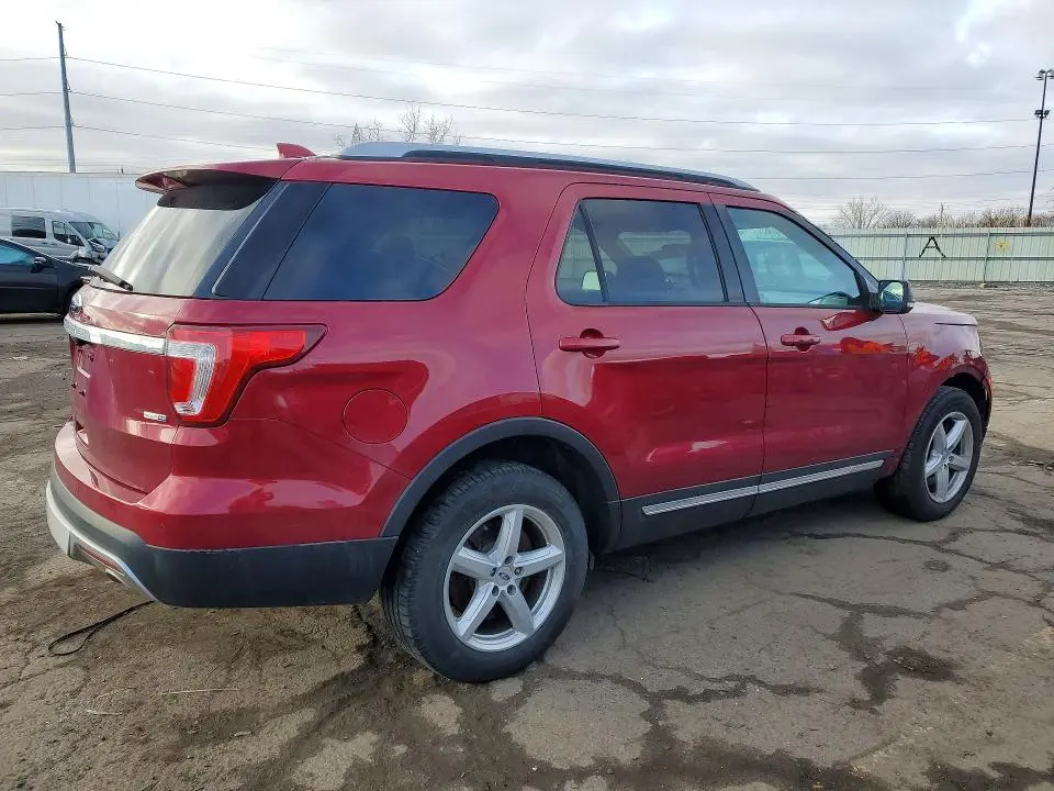 2017 FORD EXPLORER XLT  