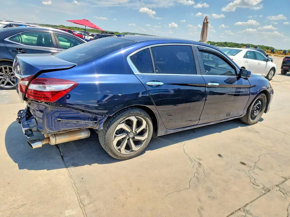 2017 HONDA ACCORD EX  