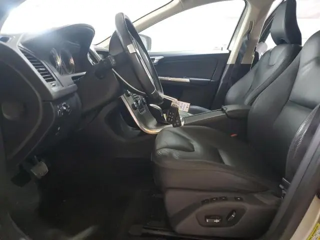 2013 VOLVO XC60 3.2  