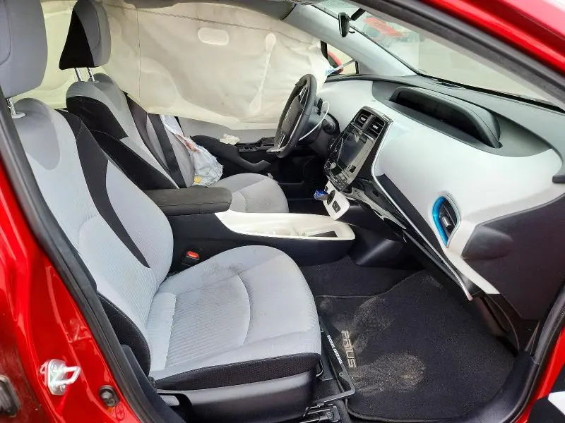 2016 TOYOTA PRIUS THREE  