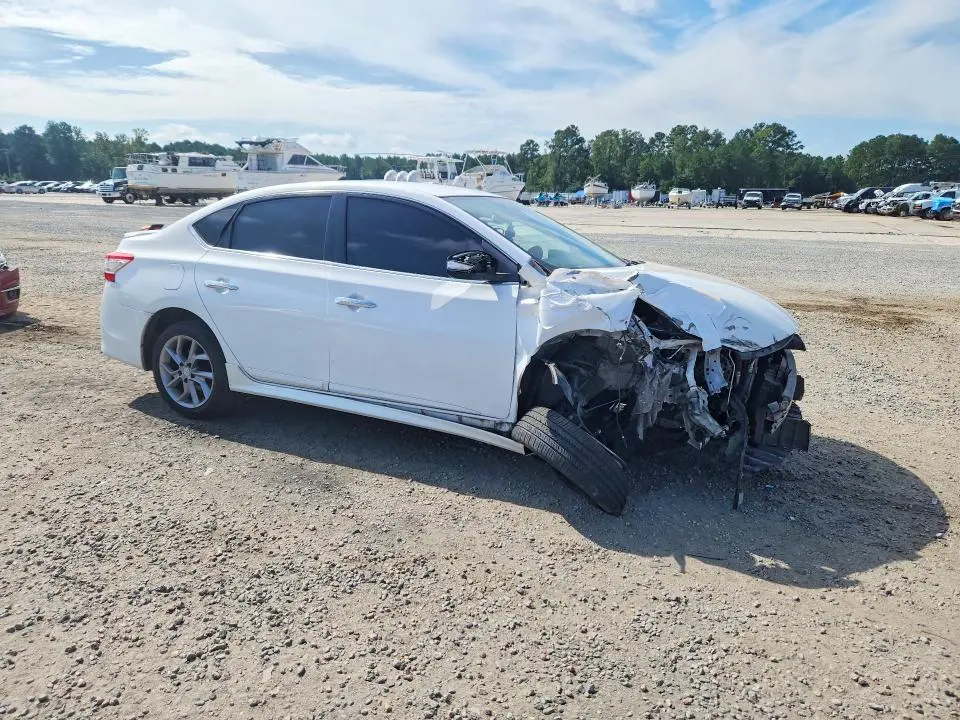 2015 NISSAN SENTRA SR  