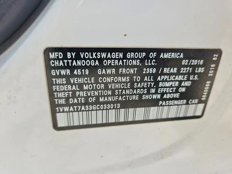 2016 VOLKSWAGEN PASSAT S  