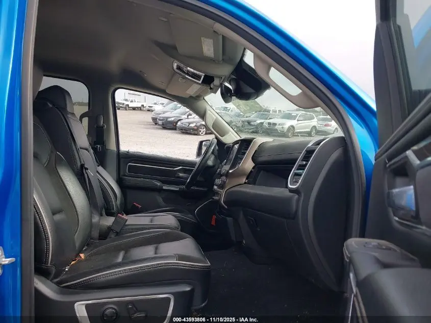 2022 RAM 1500 LARAMIE  4X4 5'7 BOX