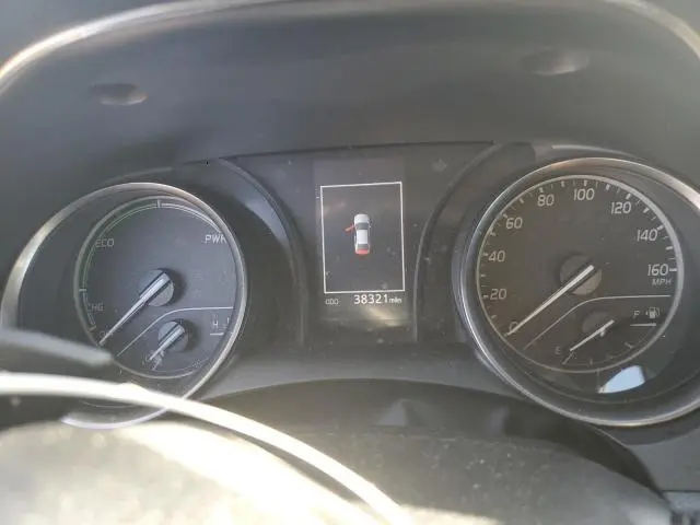 2021 TOYOTA CAMRY SE  