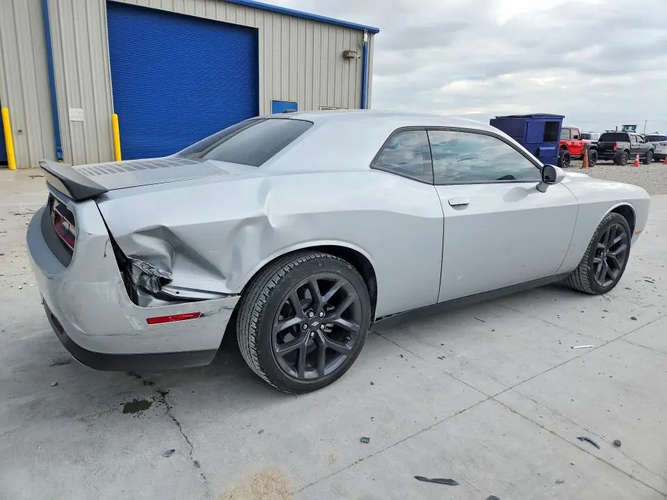 2023 DODGE CHALLENGER SXT  
