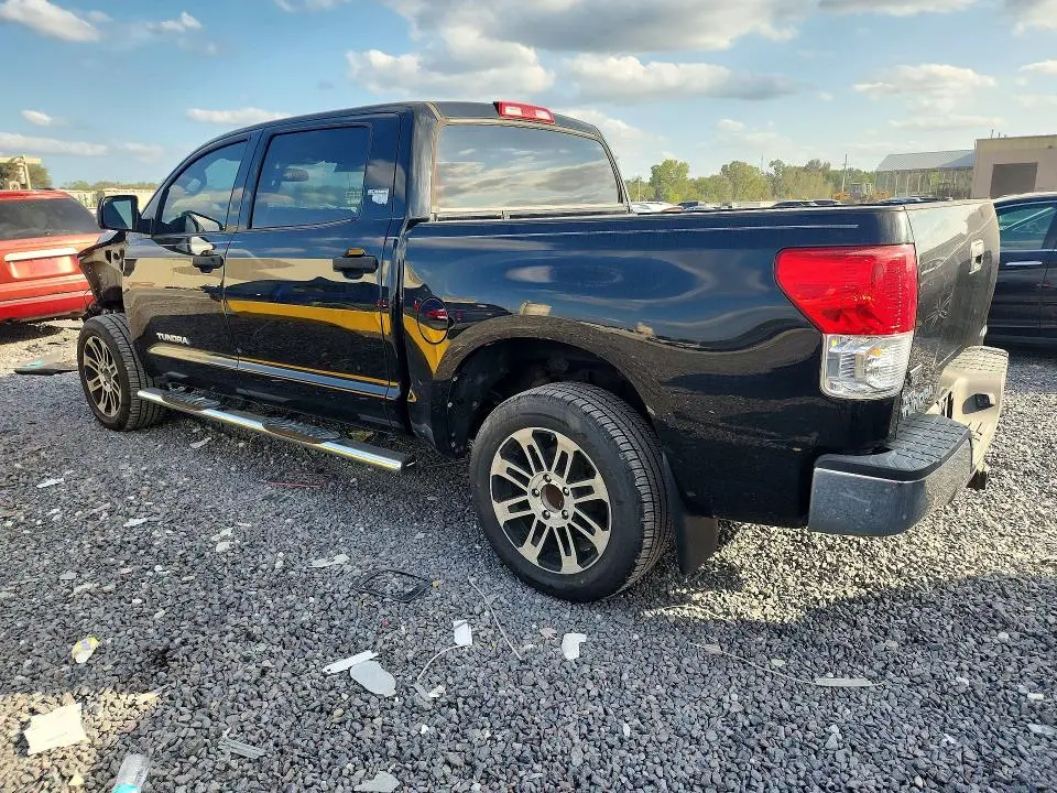 2013 TOYOTA TUNDRA CREWMAX SR5  