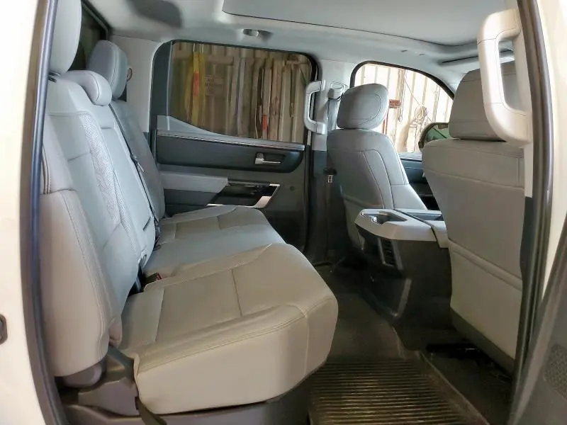 2022 TOYOTA TUNDRA CREWMAX LIMITED  
