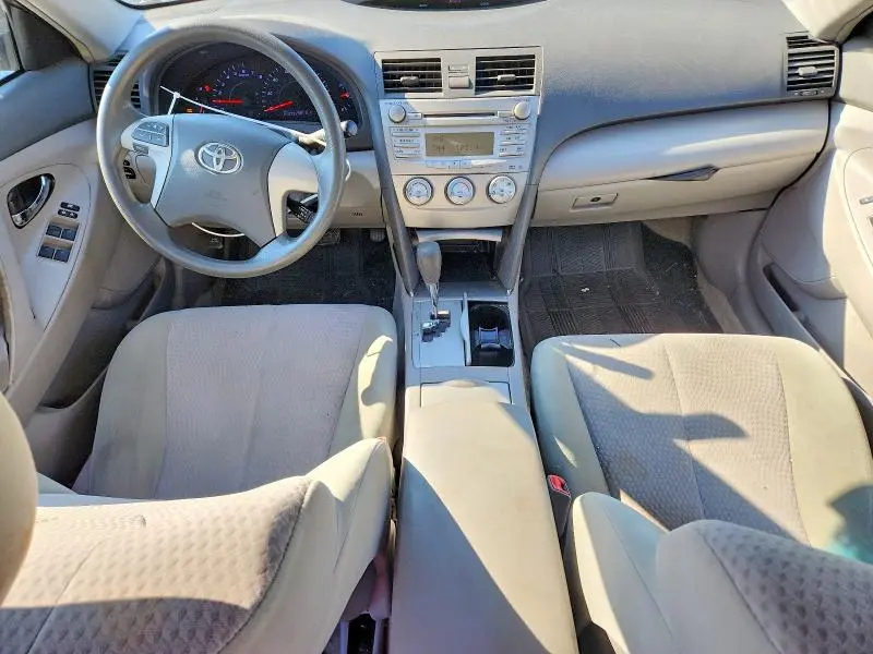 2011 TOYOTA CAMRY LE  