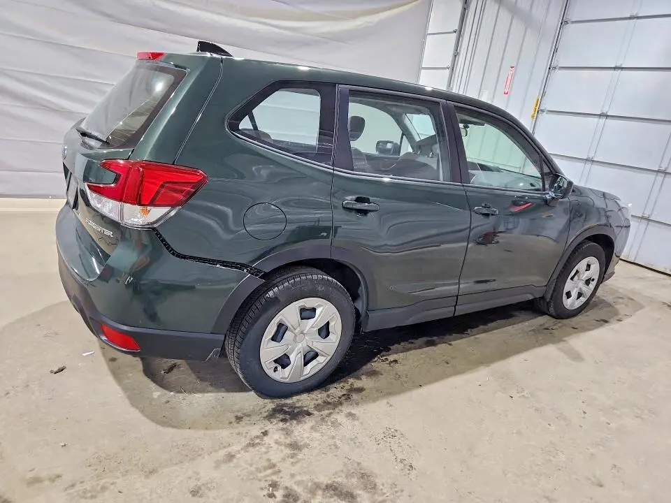 2024 SUBARU FORESTER   