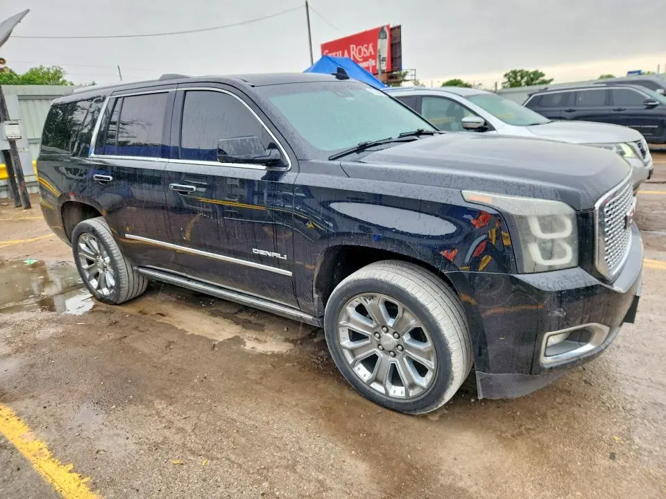 2016 GMC YUKON DENALI  