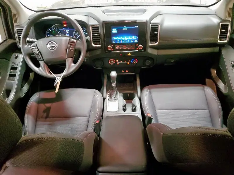 2022 NISSAN FRONTIER S  