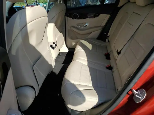 2016 MERCEDES-BENZ GLC 300  