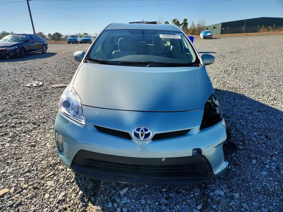 2015 TOYOTA PRIUS   