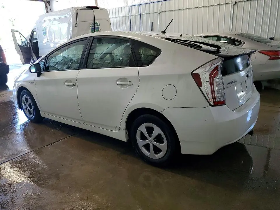 2012 TOYOTA PRIUS TWO  
