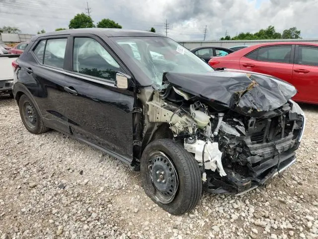 2021 NISSAN KICKS S  