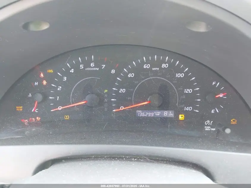 2011 TOYOTA CAMRY LE