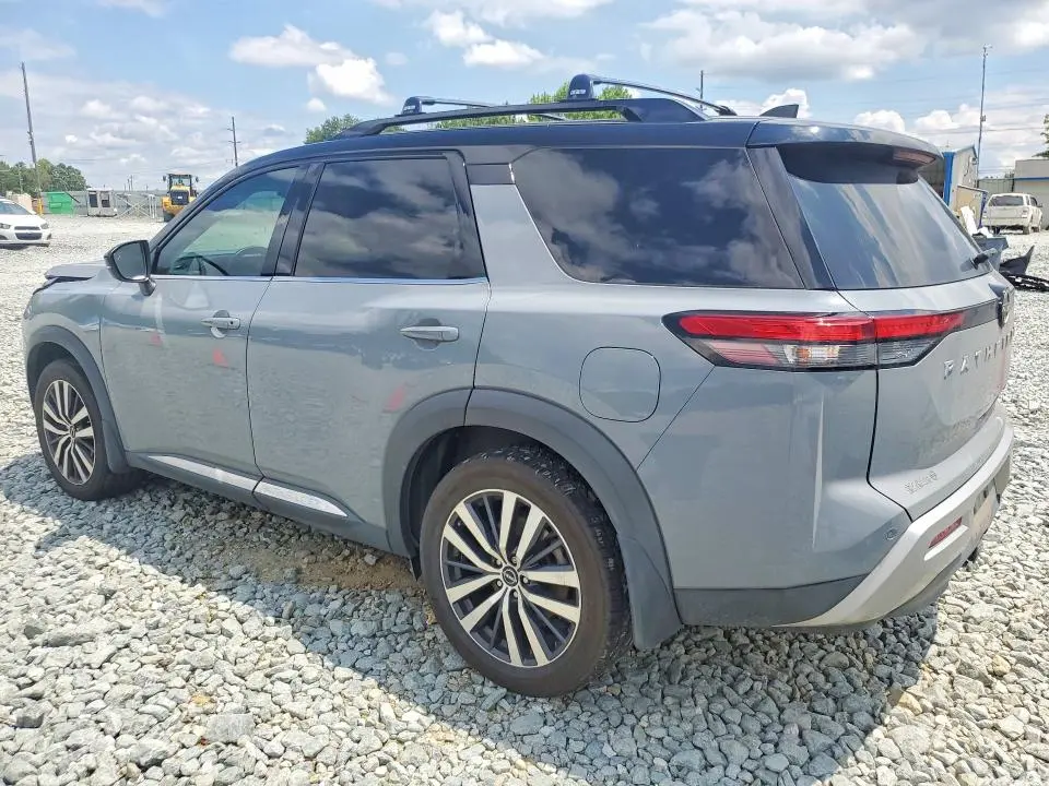 2022 NISSAN PATHFINDER PLATINUM  
