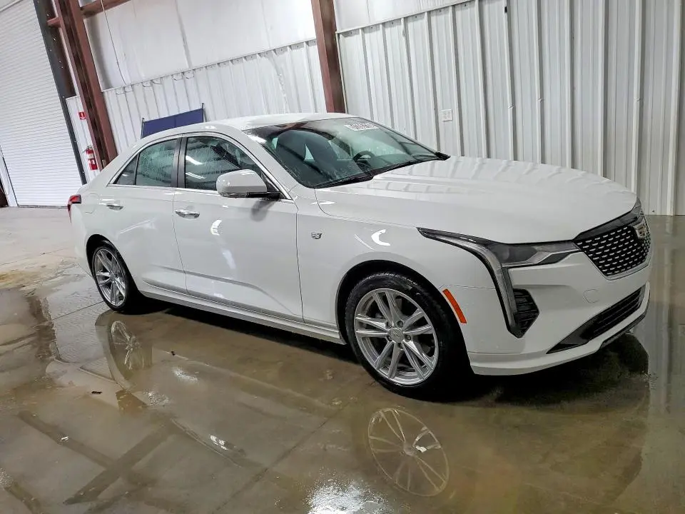 2026 CADILLAC CT4 LUXURY  