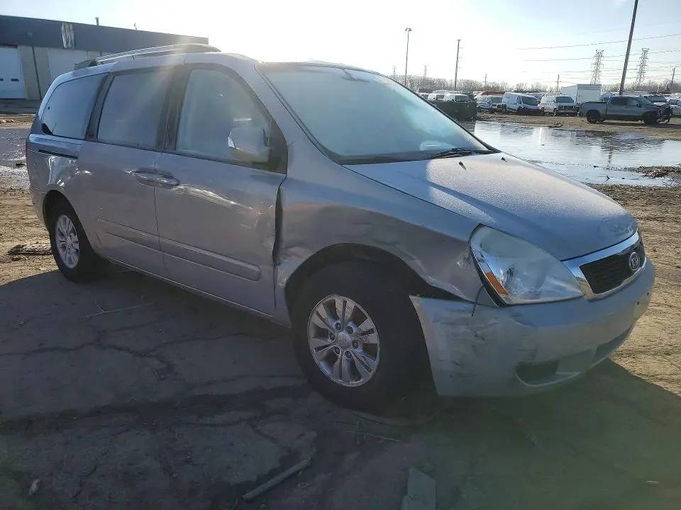 2012 KIA SEDONA LX  