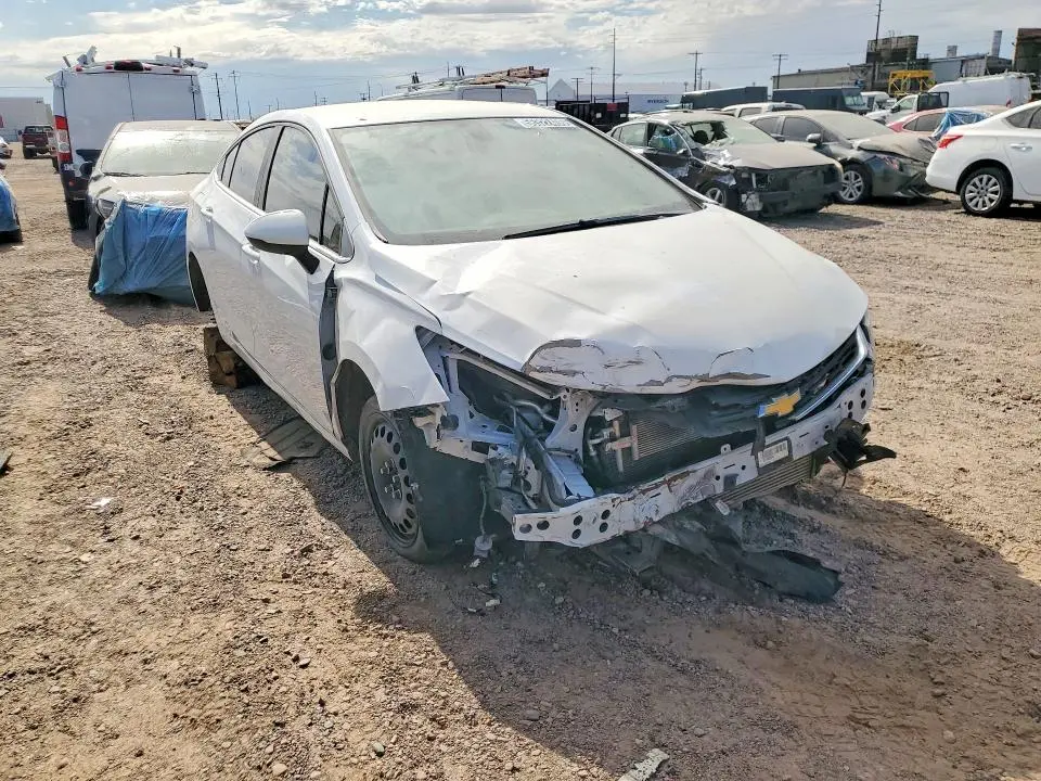 2018 CHEVROLET CRUZE LT  