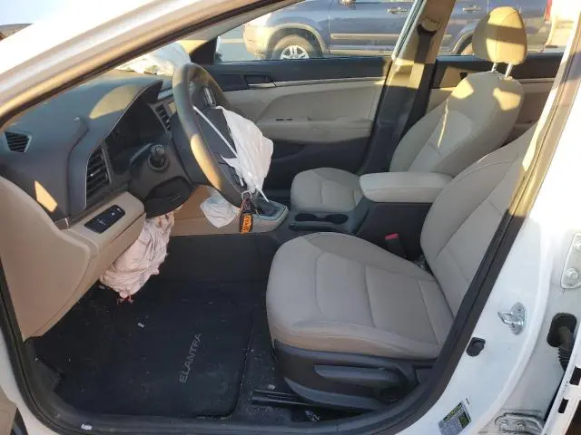 2020 HYUNDAI ELANTRA SE  