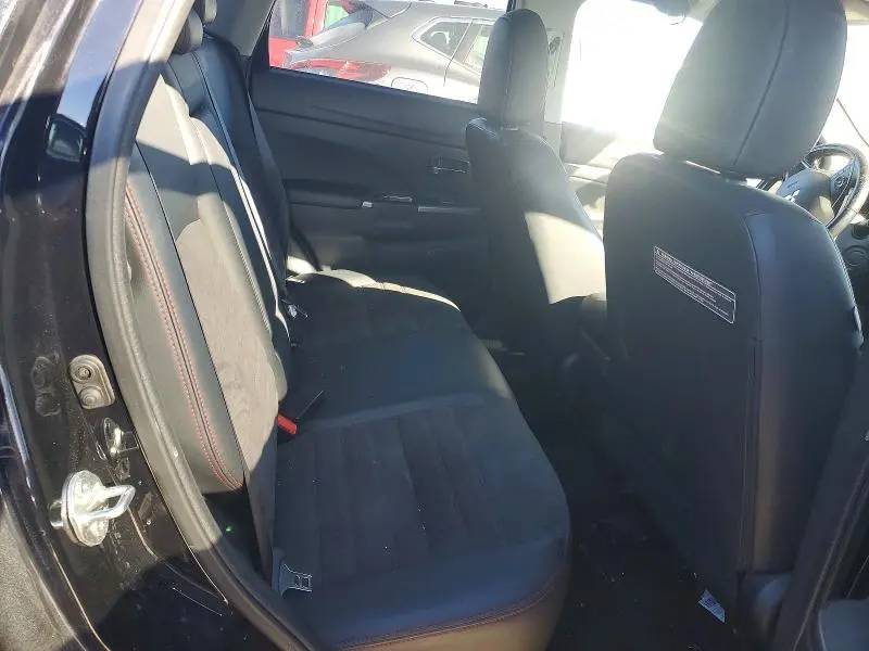 2018 MITSUBISHI OUTLANDER SPORT ES  