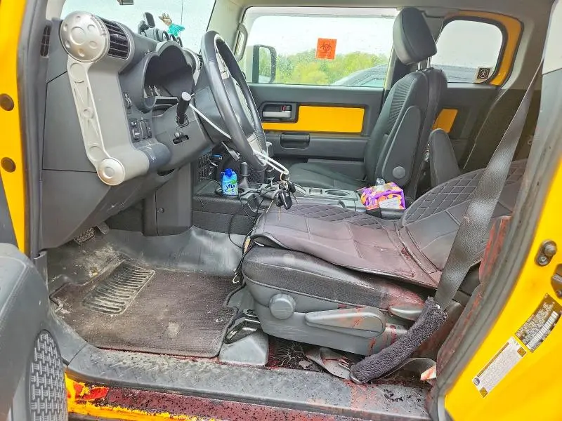 2010 TOYOTA FJ CRUISER BASE  