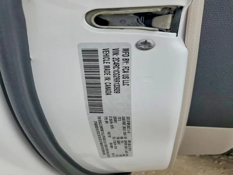 2024 CHRYSLER VOYAGER LX  