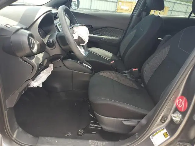 2020 NISSAN KICKS S  