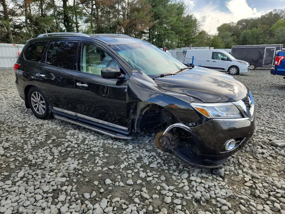 2015 NISSAN PATHFINDER SL  