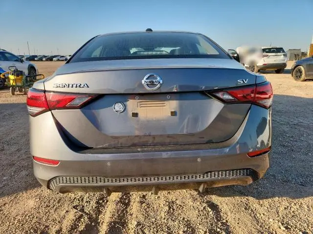 2022 NISSAN SENTRA SV  