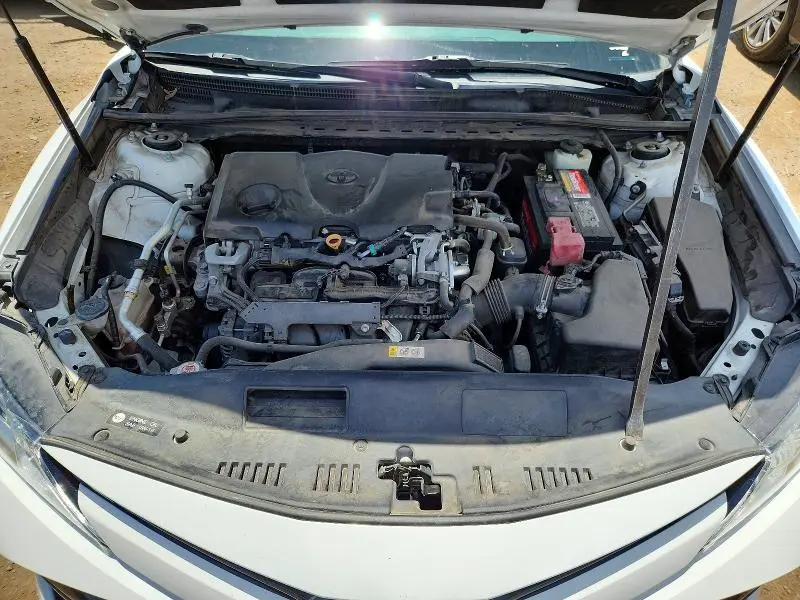 2019 TOYOTA CAMRY LE  